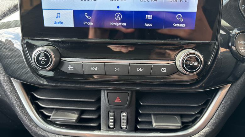 Ford Puma 1.0 EcoBoost Hybrid mHEV Titanium 5dr Petrol Hatchback